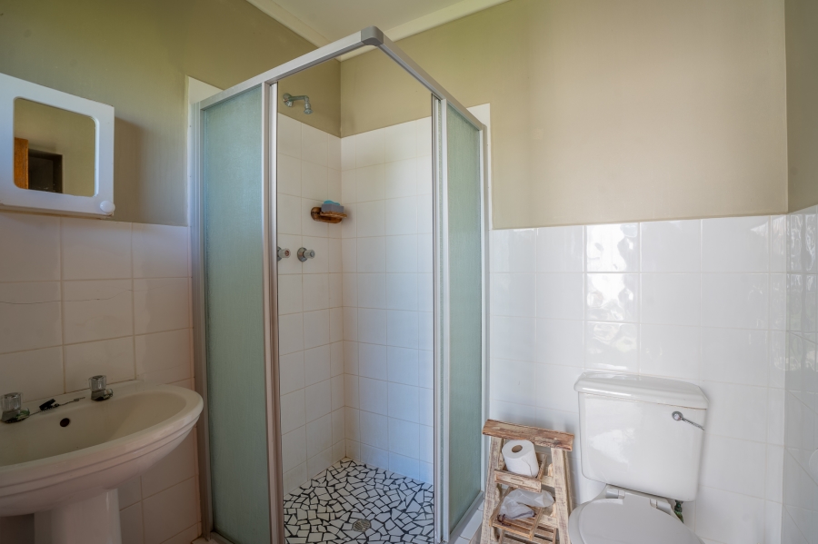 5 Bedroom Property for Sale in Kidds Beach Eastern Cape
